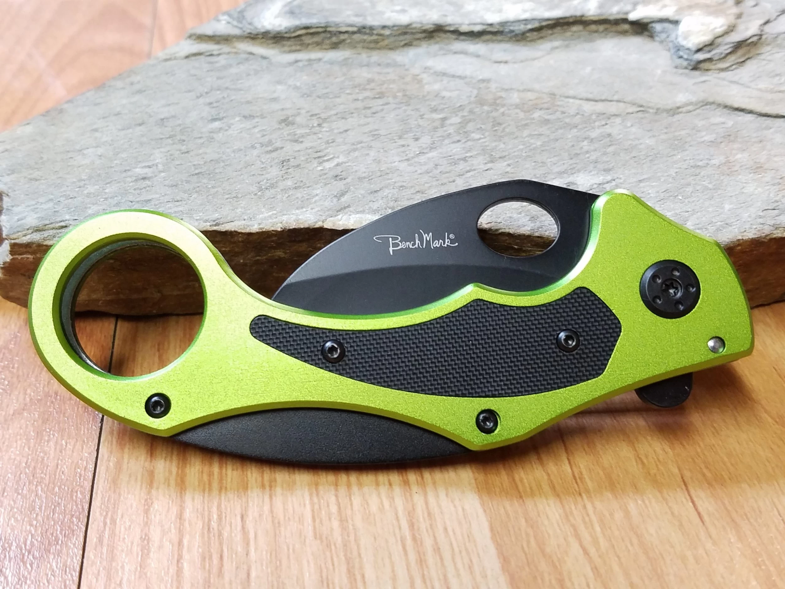 Benchmark Knives Venom Karambit Green Folding Pocket Knife - 043 5 Benchmark Knives Venom Karambit Green Folding Pocket Knife - 043 - Image 3