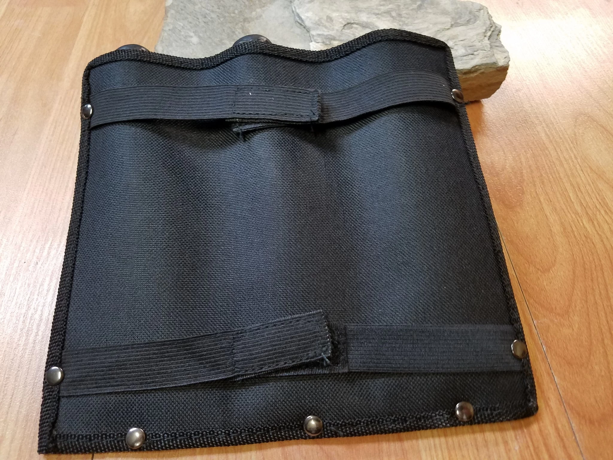 Renegade Tactical Set Of 6 Skull Throwers Black 4.25" With Blade Leg Or Arm Sheath - 125 6 Renegade Tactical Set Of 6 Skull Throwers Black 4.25" With Blade Leg Or Arm Sheath - 125 - Image 4