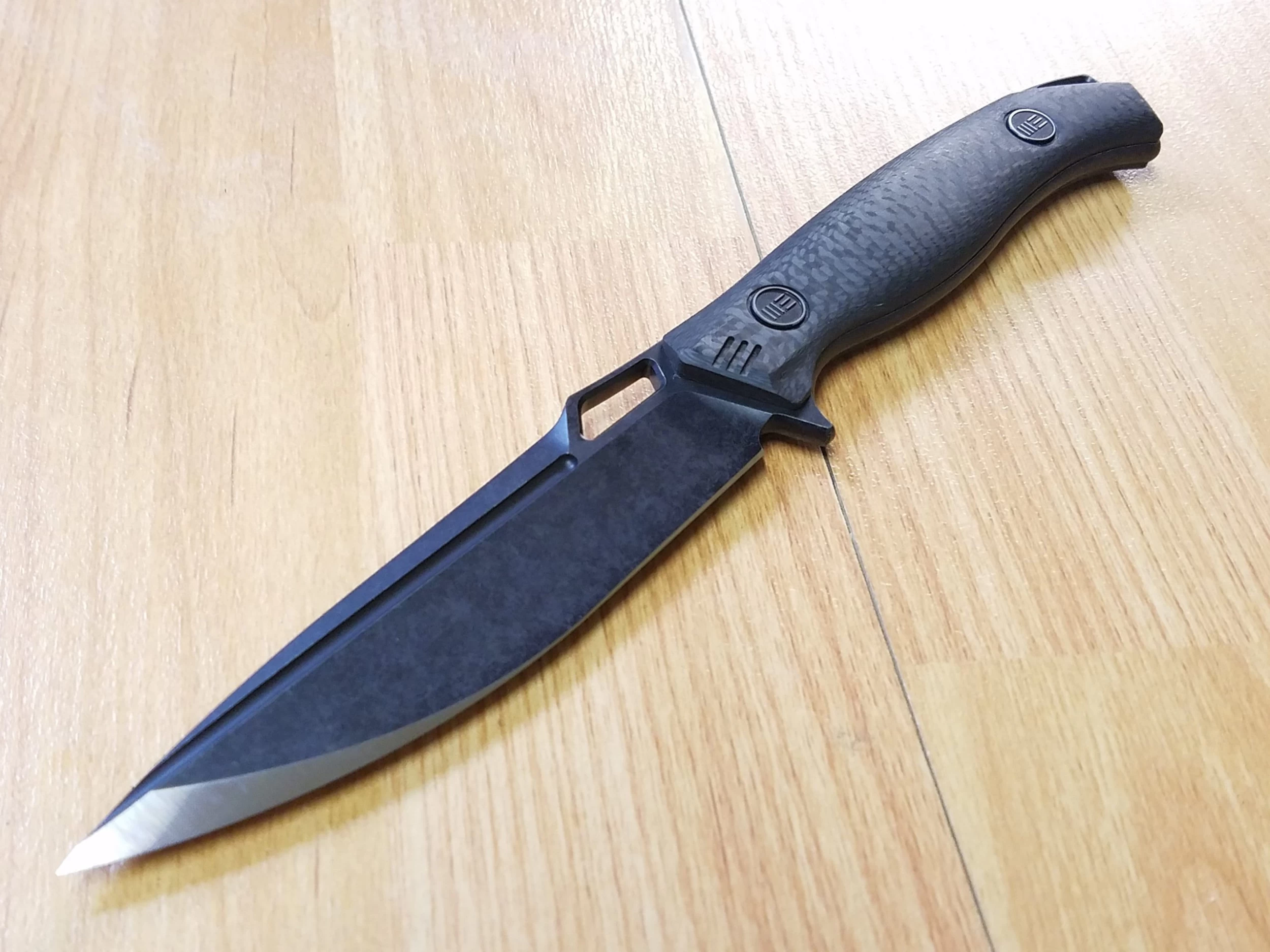 WE KNIFE 8" Fixed Black Carbon Fiber Hunting Knife Plain S35VN With Kydex Sheath - 607a 7 WE KNIFE 8" Fixed Black Carbon Fiber Hunting Knife Plain S35VN With Kydex Sheath - 607a - Image 5