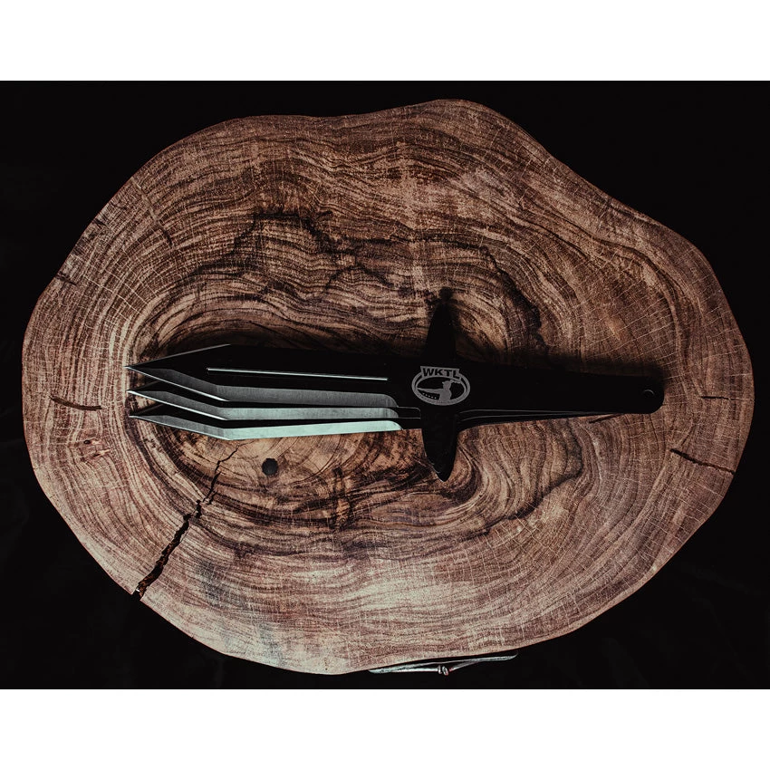 World Knife Throwing League Lancelot Black Stainless 3pc Throwing Knives Set 004 6 World Knife Throwing League Lancelot Black Stainless 3pc Throwing Knives Set 004 - Image 4